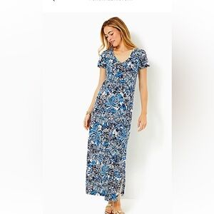 Lilly Pulitzer Blue, black and white  Floral V-Neck Short Sleeve Maxi Dress